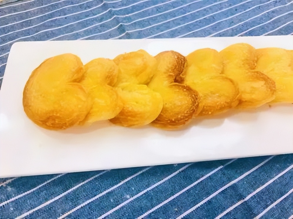 年轻人最爱的网红店爆款,酥到掉渣的“蝴蝶酥”(图17) 年轻人最爱的网红店爆款,酥到掉渣的“蝴蝶酥”